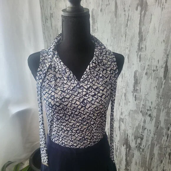 Michael Kors Abstract Print Sleeveless Blouse - Picture 5 of 6